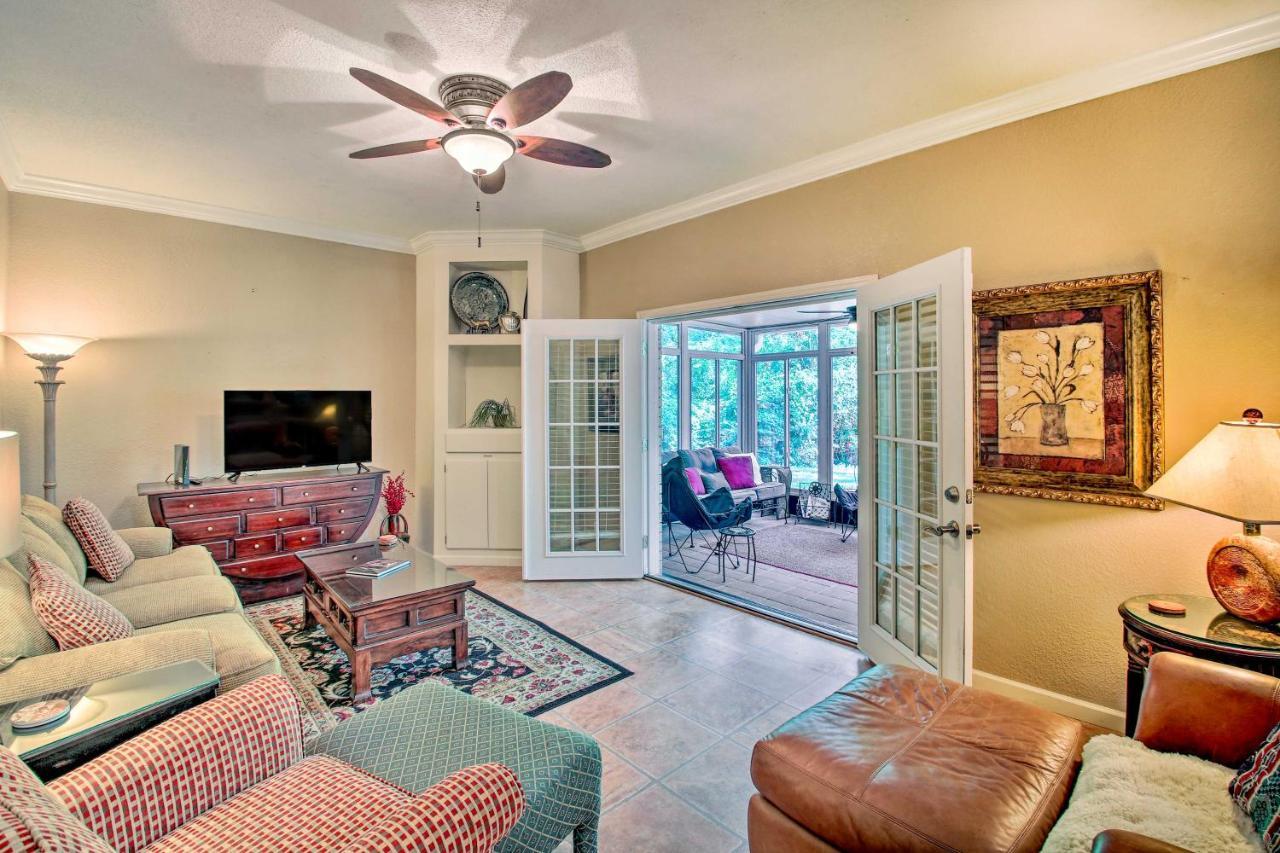 Charming Hot Springs Home With Sunroom And Yard Exterior photo